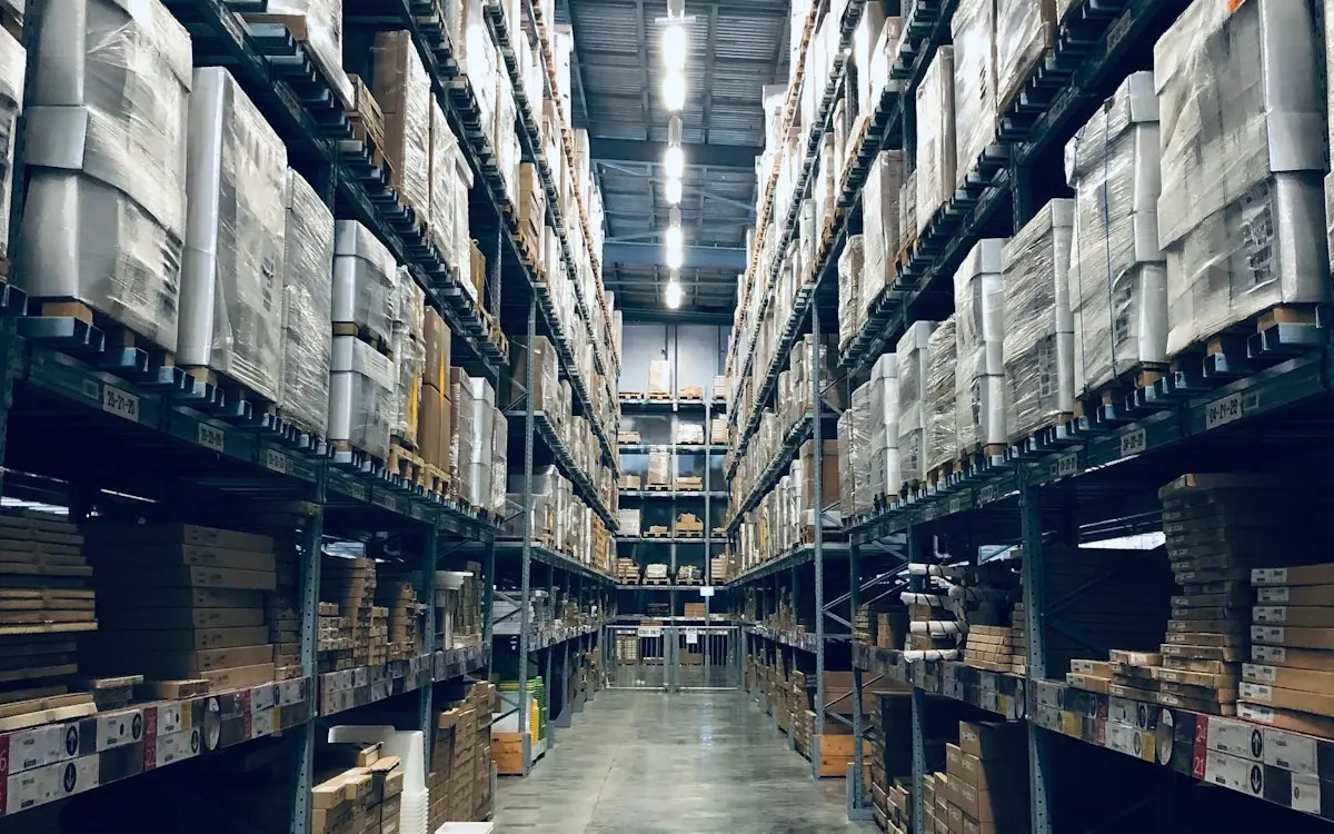 Warehouse & Logistics: Stock You Can Trust, Gates That Keep Records